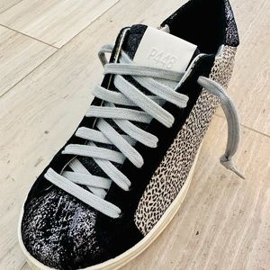 Women’s p448 John size 38 great condition !